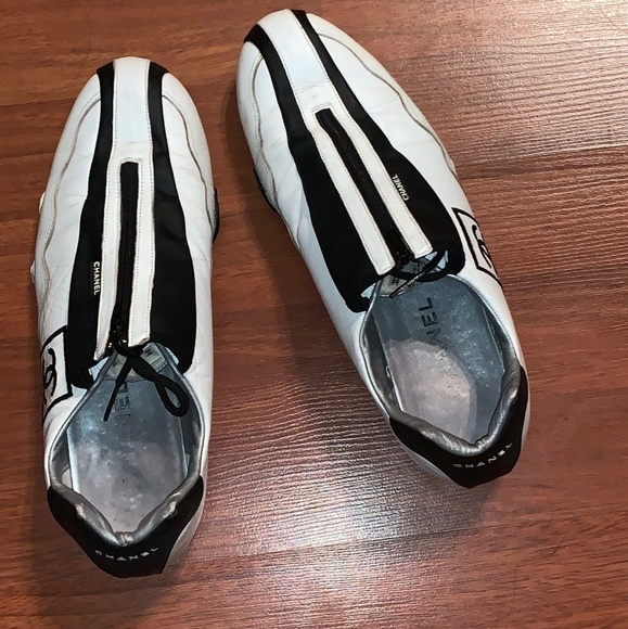 100% authentic Chanel tennis shoes - Picture 7 of 7